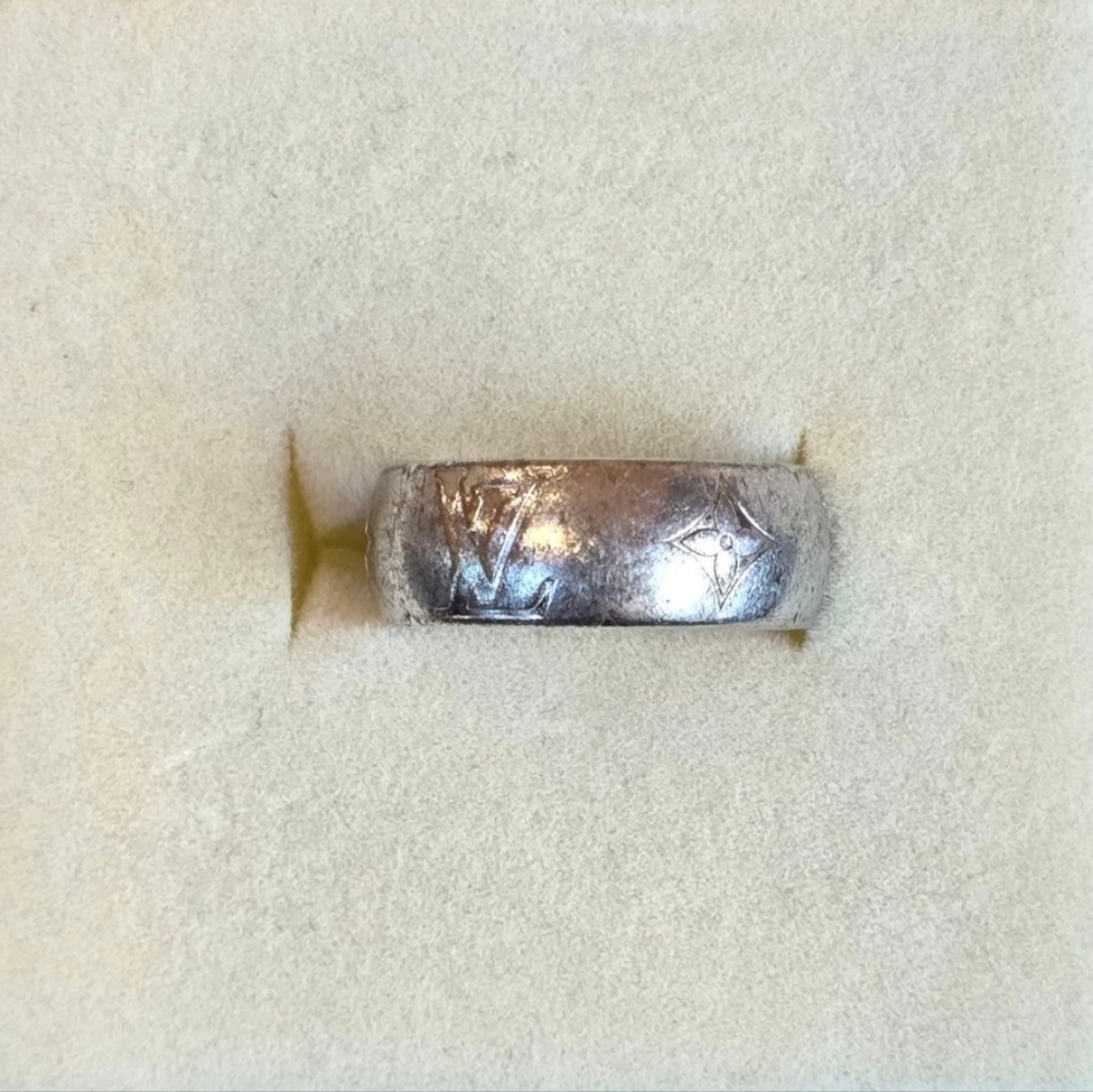 Louis Vuitton Men's Zamac Monogram Palladium Wide Band Ring 9
